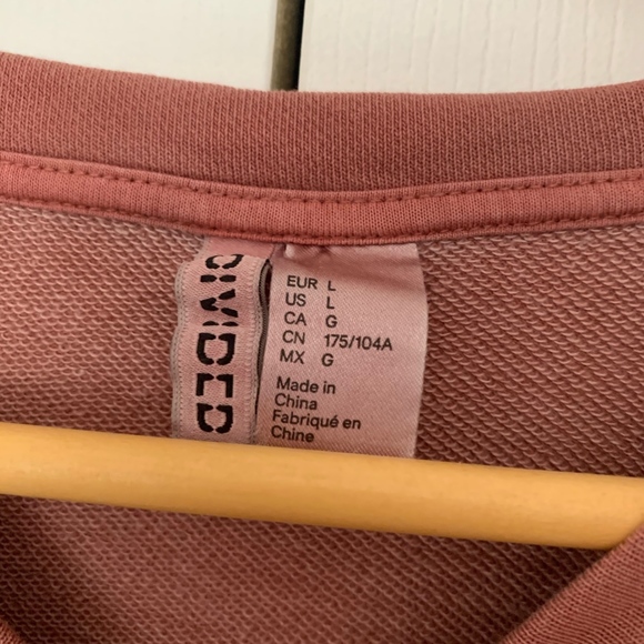 H&M Cropped Tie Front Top - Picture 8 of 8